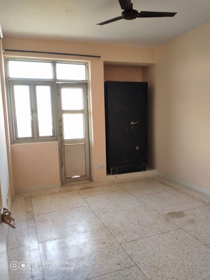 2Bhk DDA Flat For Rent In Adarsh Apartment Sector-3 PKt 16 Dwarka.