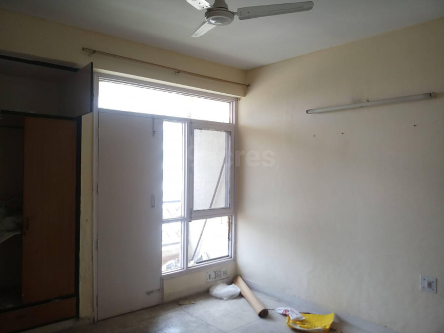 2Bedroom apartment flat for sale in sector 6 Sahara apartment Dwarka Delhi