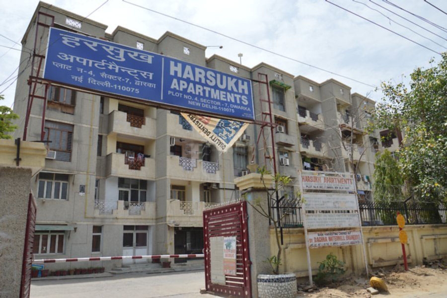 3 bhk flat for sale in Harsukh Apartment1