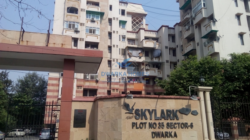 3BHK 2Baths Residential Apartment for Rent in CGHS Skylark Apartments, Sector-6 Dwarka