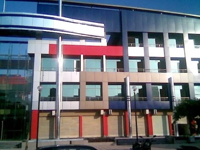 Ready to move Office Space in Manish Global Mall