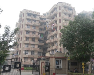 3 bhk flat for sale in Shama Apartment